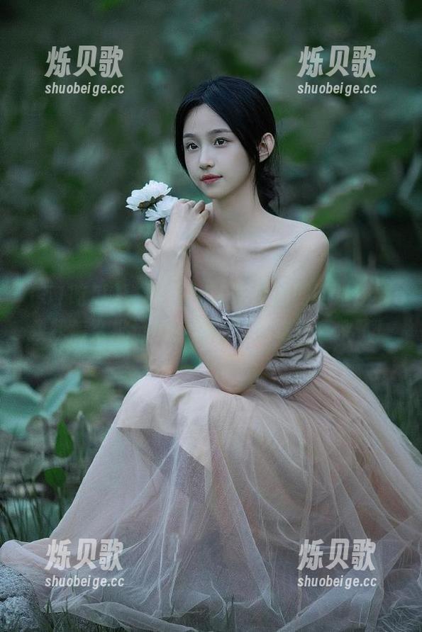 51吃瓜 登录后,51吃瓜的网网址还要教我怎么挑选瓜?真的是越吃越复杂了!