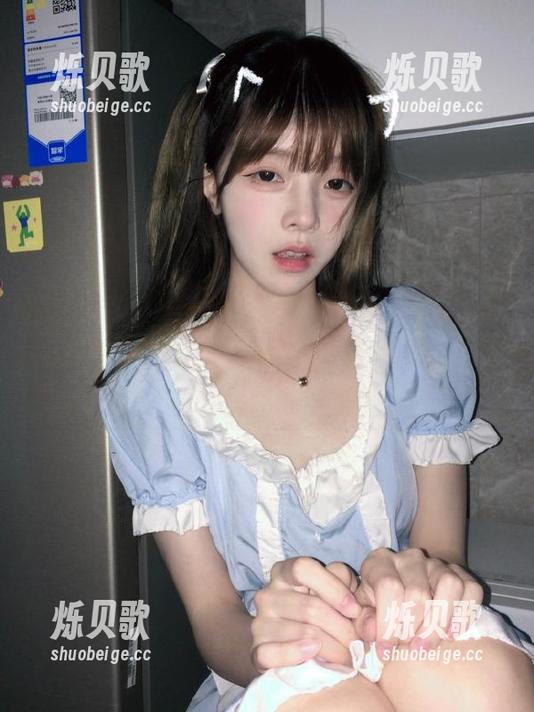 911吃瓜 一打开“911吃瓜”网页,就觉得浑身发热,真是让人不安却又无可自拔的奇妙体验。