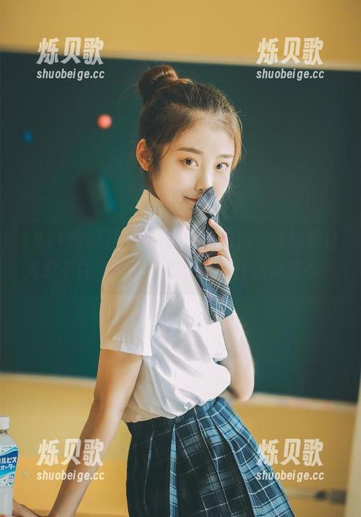 911吃瓜 网址中的911吃瓜,真的是让人忍不住想多看几眼,这是什么神操作?