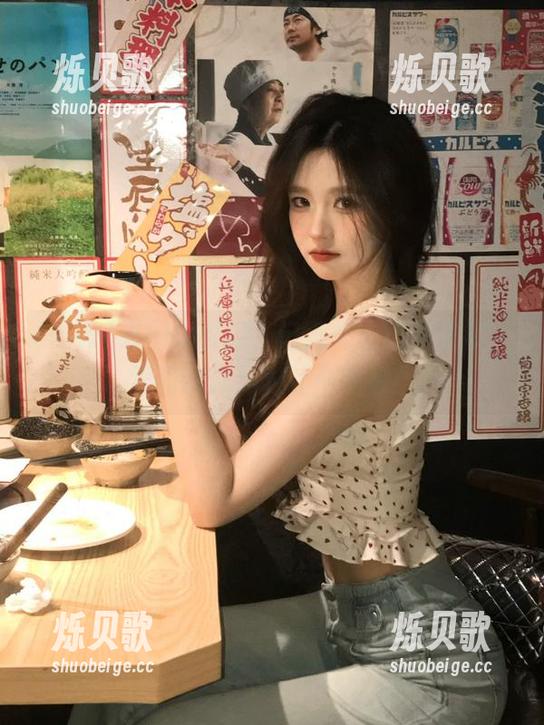 来hlw看瓜，记得先点这个链接，里面的料绝对让你吃惊！