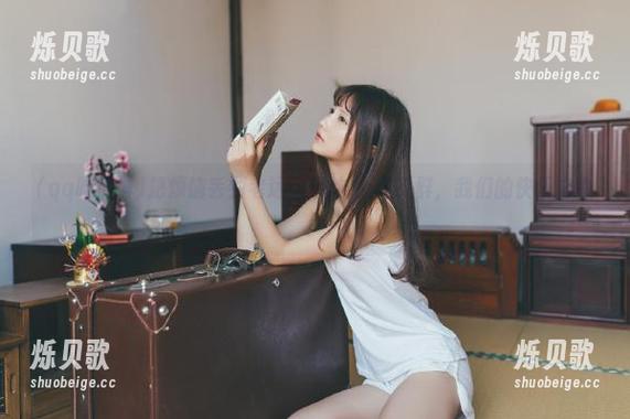把烦恼丢到老远，直达qq吃瓜群，我们的快乐之地！