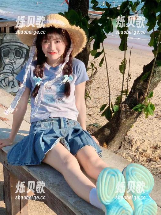 今天的瓜你吃了吗？下载qq吃瓜群，赶快来划拉几下！