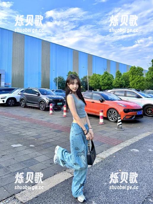 走过路过，www.tttzzz.com网站送你一瓜，你不用漂流瓶！