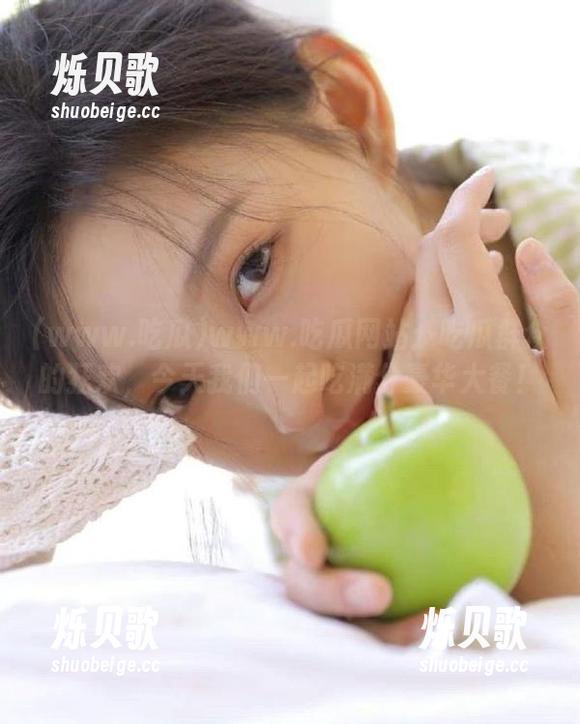 www.吃瓜网站：吃瓜群众的狂欢，今天我们一起吃满分豪华大餐！