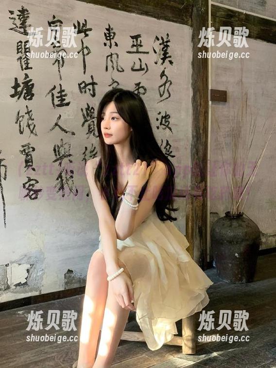 听说“zztt21”app能让你的无聊秒变热闹，小心不止吃瓜还有吃药哦！