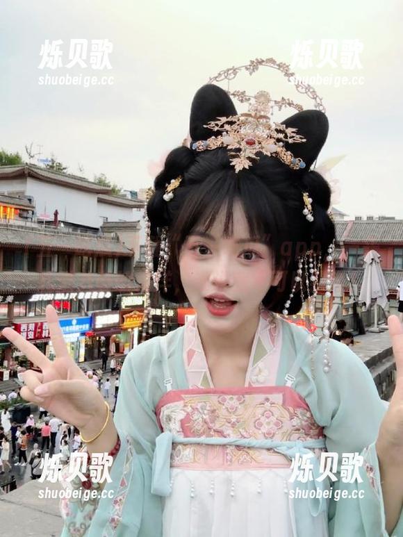五一吃瓜 下载“五一吃瓜”app,一头扎进八卦的海洋,谁说我不可以猎奇!