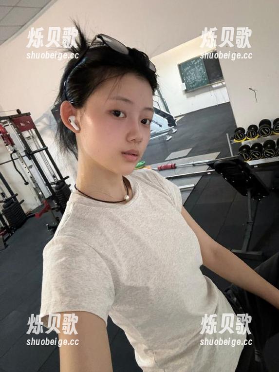吃瓜91中心苹果版今日更新，涌现出的瓜送给追星少女们的福利？