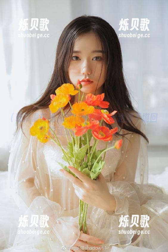 吃瓜最前线：直达那不堪回首的过往，有点小甜蜜。