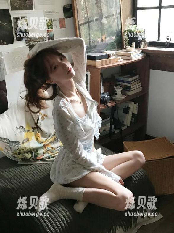 今日热点首页疯狂更新，吃瓜网站资源简直让人目不暇接！