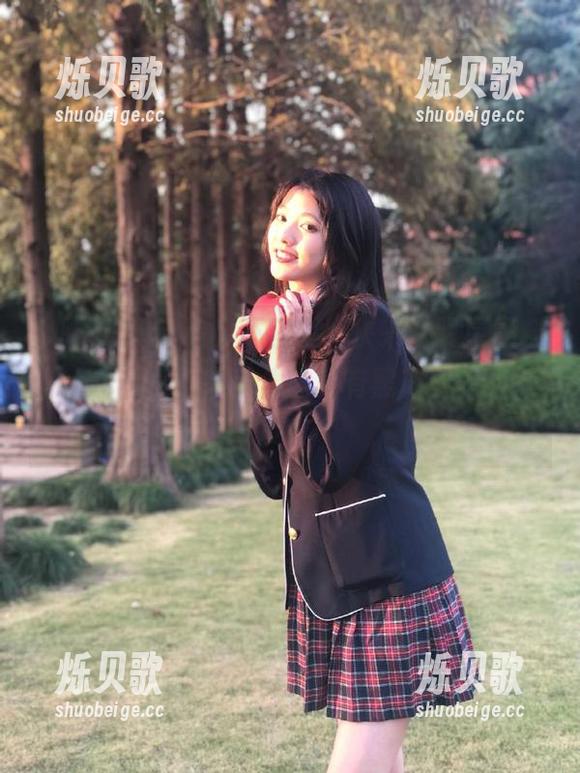 明星黑料 追星不容易,快来“明星黑料”ios,把自家偶像的所有黑历史一网打尽!