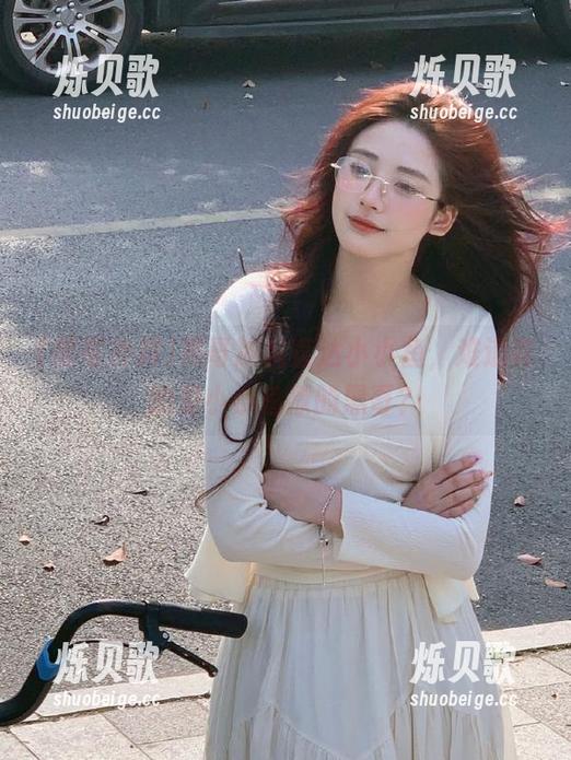 黑哥冲料直达小小鱼，难道真的是小小鱼撩的黑哥？