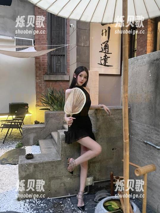 黑哥扒料 用黑哥扒料苹果版,瓜坛新宠儿,想看谁躺枪来?!