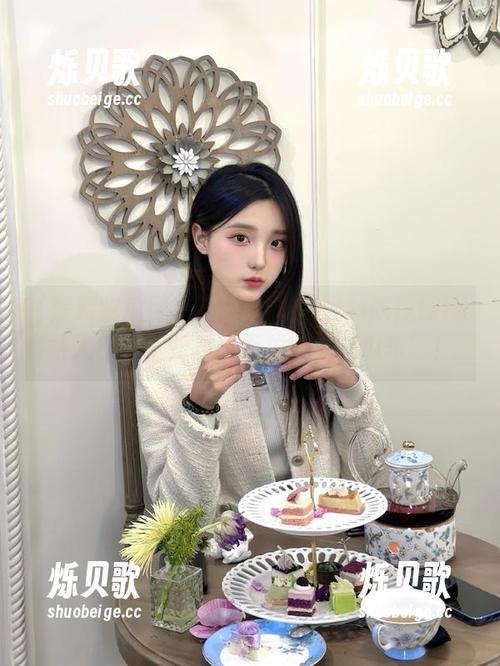 这个166.su黑料吃瓜网网站入口简直就是躲不掉的‘吃瓜车’！