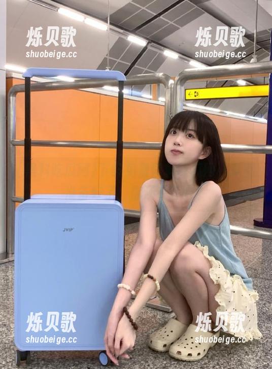 下载免费黑料吃瓜网，瓜都准备好了，你还在等啥？