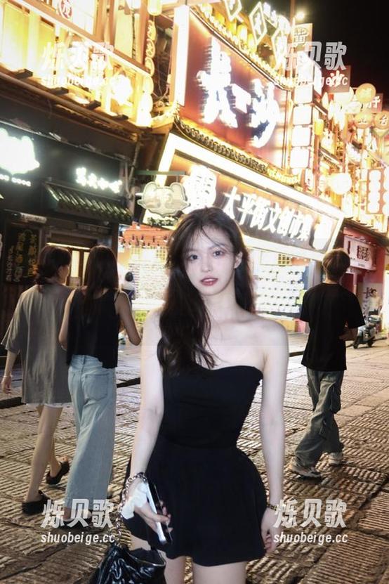 今天的黑料吃瓜网站更新信息曝光，想知道他们今天写了啥？登录一看，肯定乐坏你！