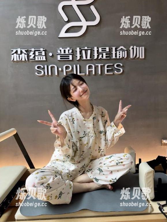 黑料社区在线，下载每一份八卦都在指尖，快来凑热闹！