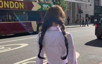 黑料社区首页：瓜田里藏的秘密，让你忍不住咂嘴